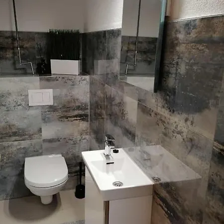Bernhardts Apartment Apartamento